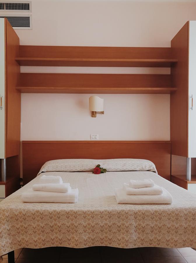 Aloha Park Hotel 캄포마리노 외부 사진